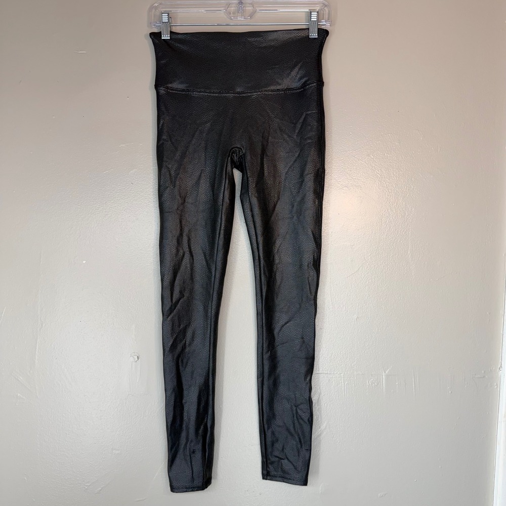 Spanx Faux Leather Snake Leggings Black High Rise Textured Snakeskin Medium